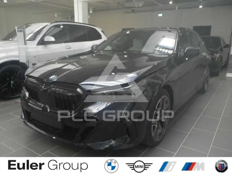 2026 BMW 550