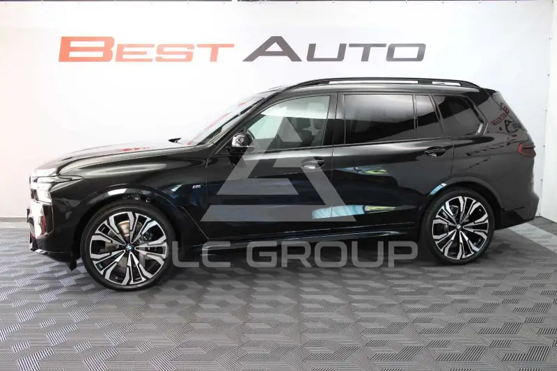 2026 BMW X7