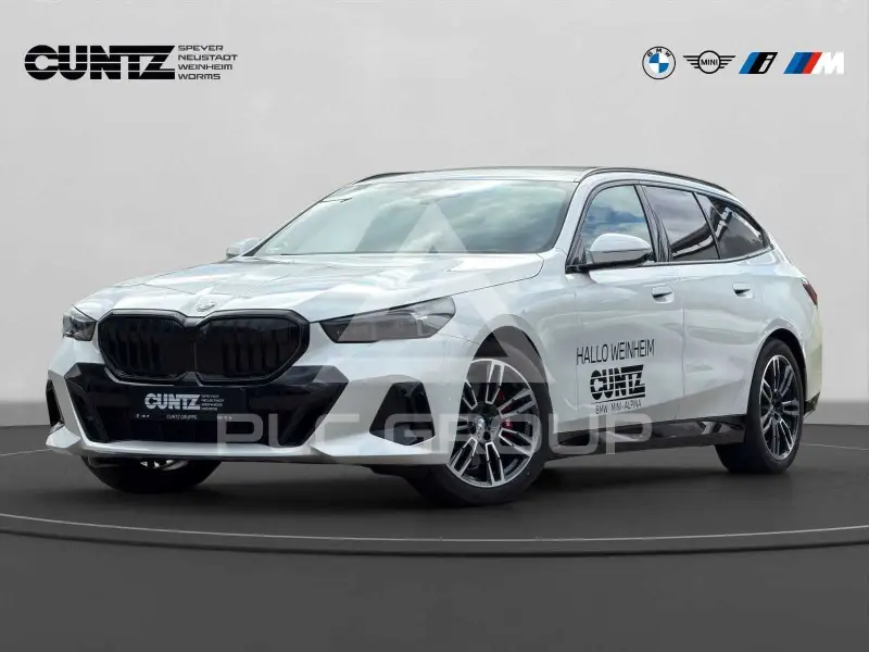 2026 BMW 520