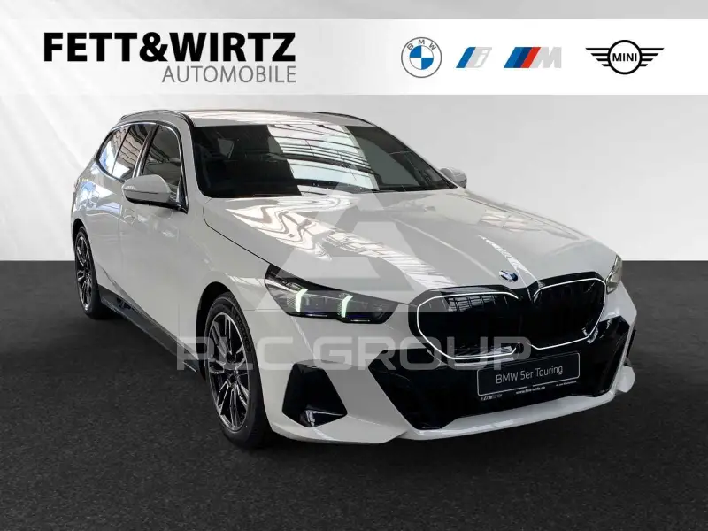2026 BMW 520