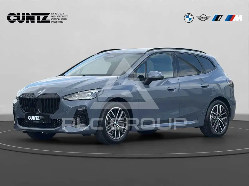 2026 BMW 220