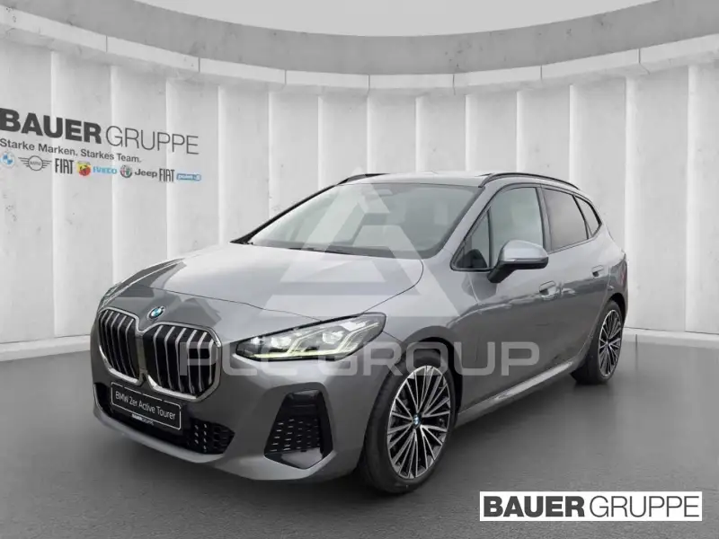 2026 BMW 220