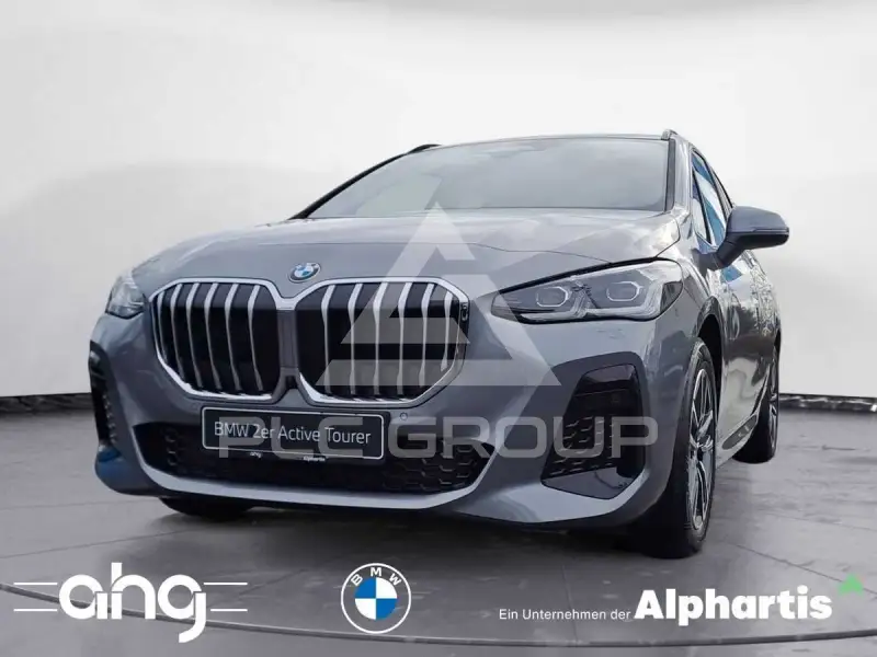 2026 BMW 220