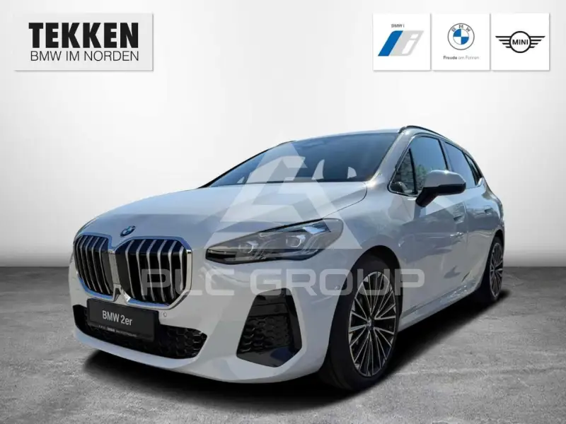 2026 BMW 220