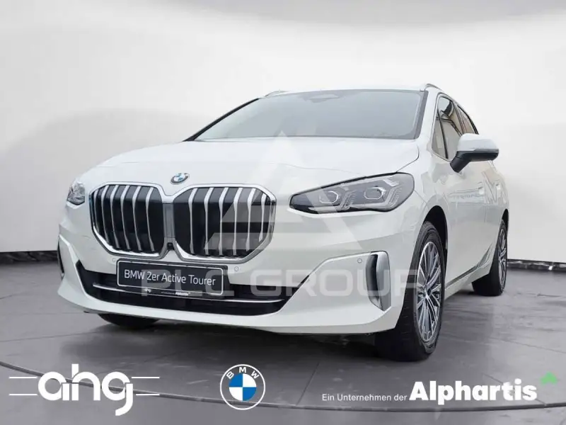 2026 BMW 218
