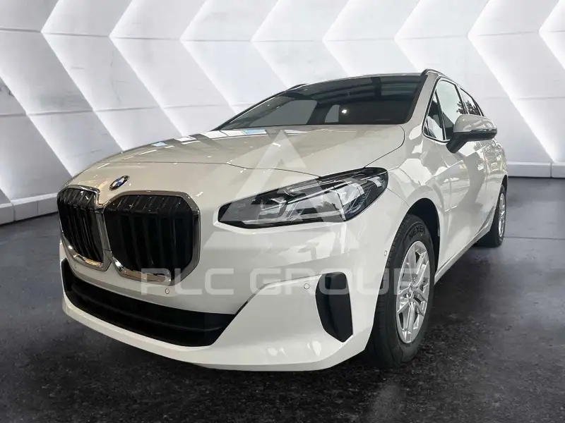 2026 BMW 218