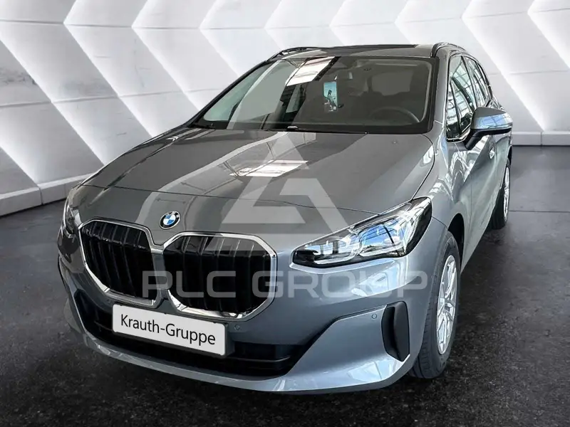 2026 BMW 218