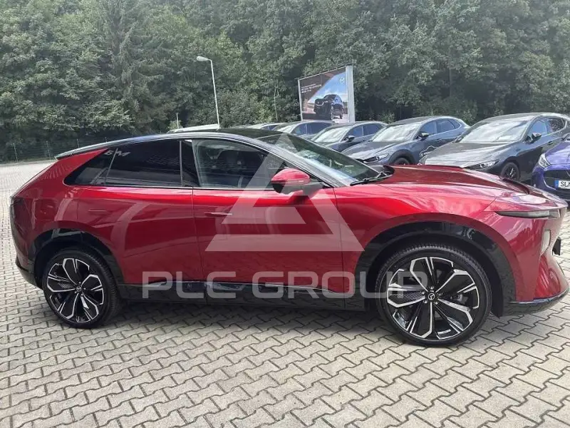 2026 Mazda CX-6e (EZ-60)