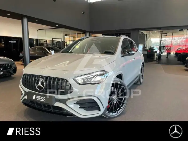 2026 Mercedes Benz GLA 35 AMG