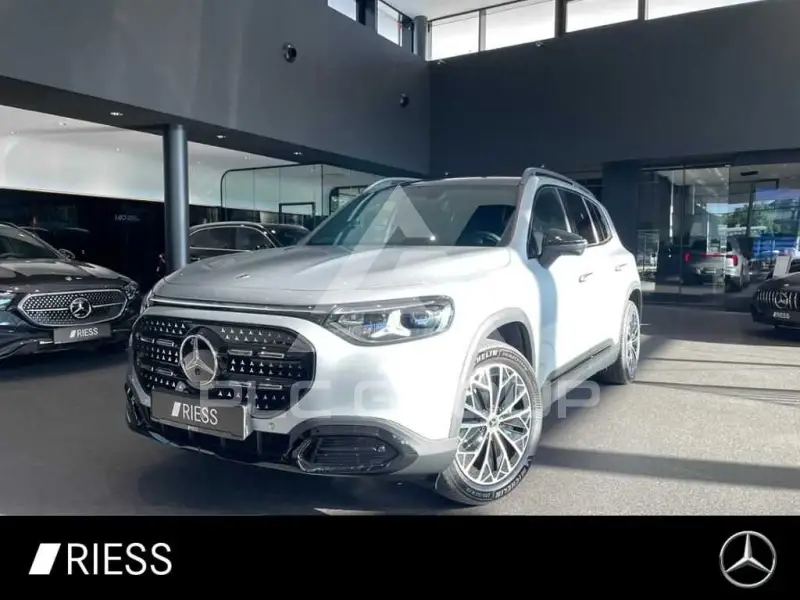 2026 Mercedes Benz GLB 250