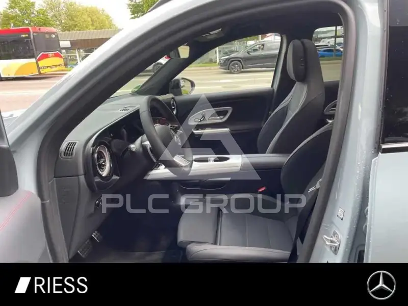 2026 Mercedes Benz GLB 250