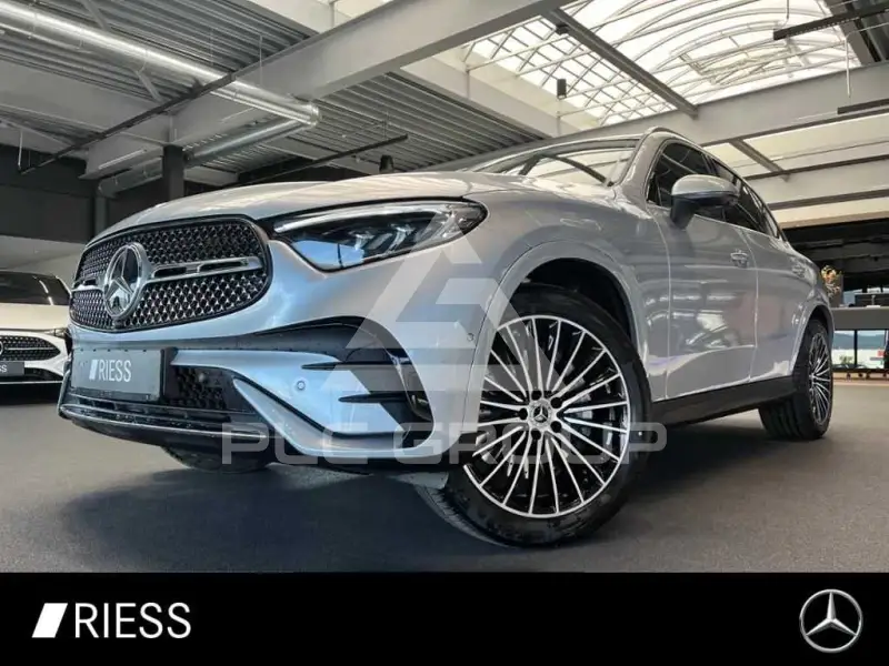 2026 Mercedes Benz GLC 200