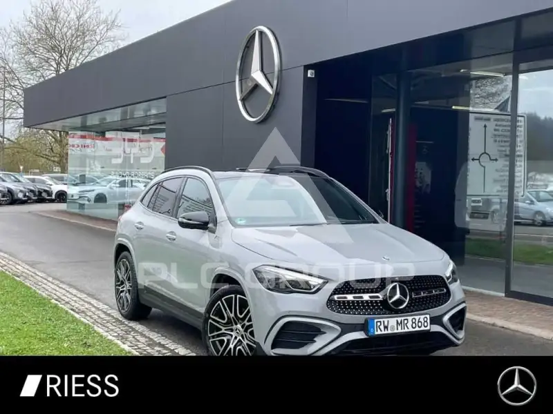 2026 Mercedes Benz GLA 220