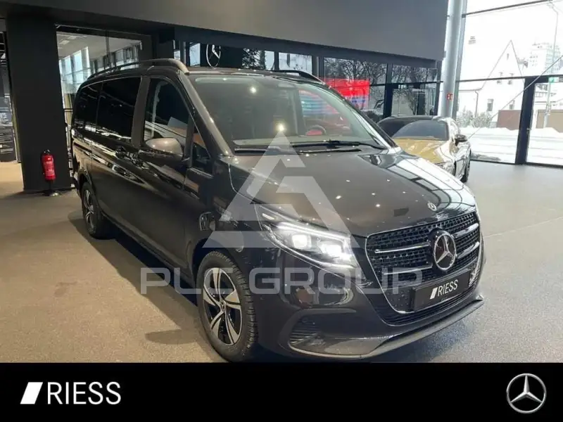 2026 Mercedes Benz V 220
