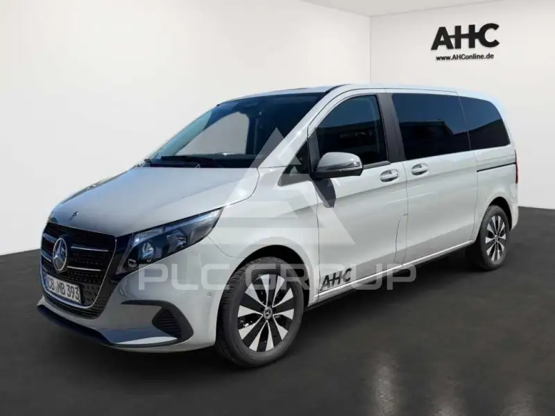 2026 Mercedes Benz V 220