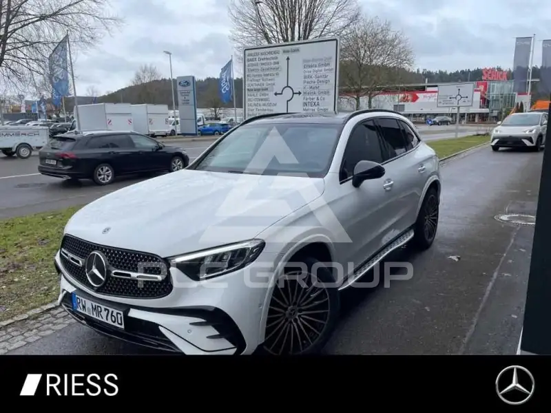 2026 Mercedes Benz GLC 220