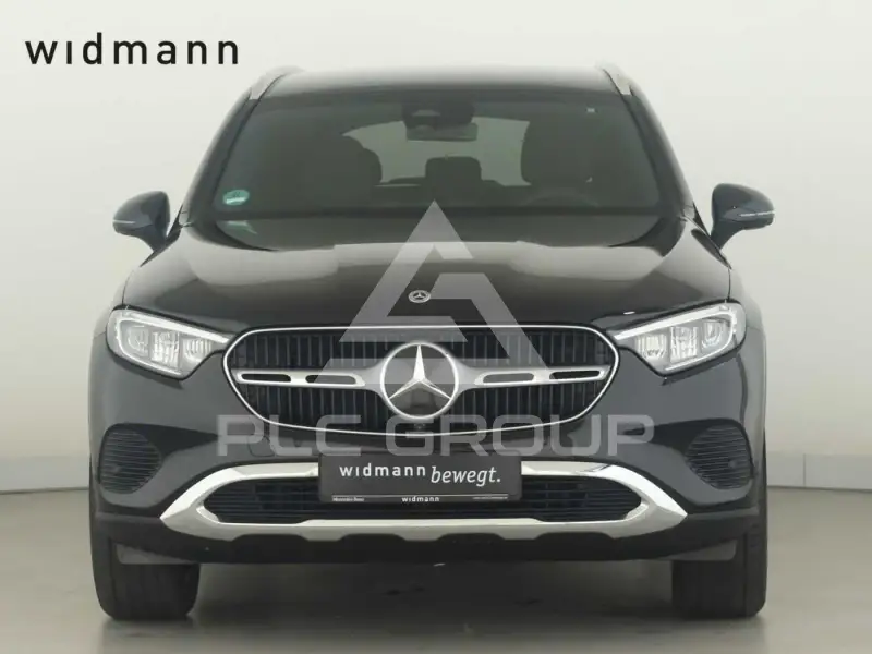 2026 Mercedes Benz GLC 220