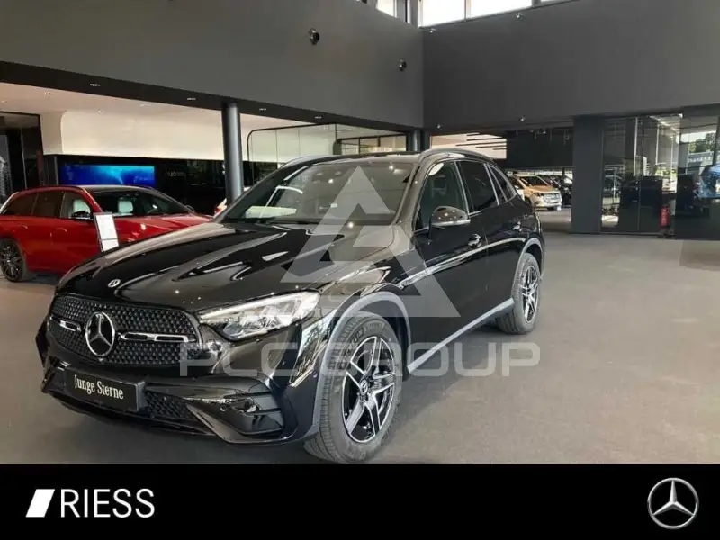 2026 Mercedes Benz GLC 220