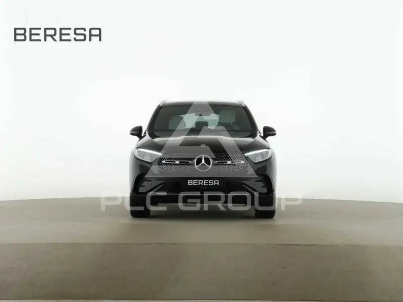 2026 Mercedes Benz GLC 220