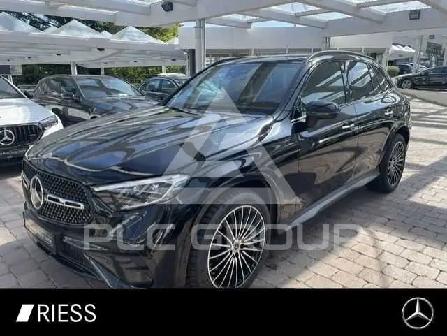 2026 Mercedes Benz GLC 220