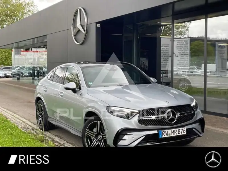 2026 Mercedes Benz GLC 220