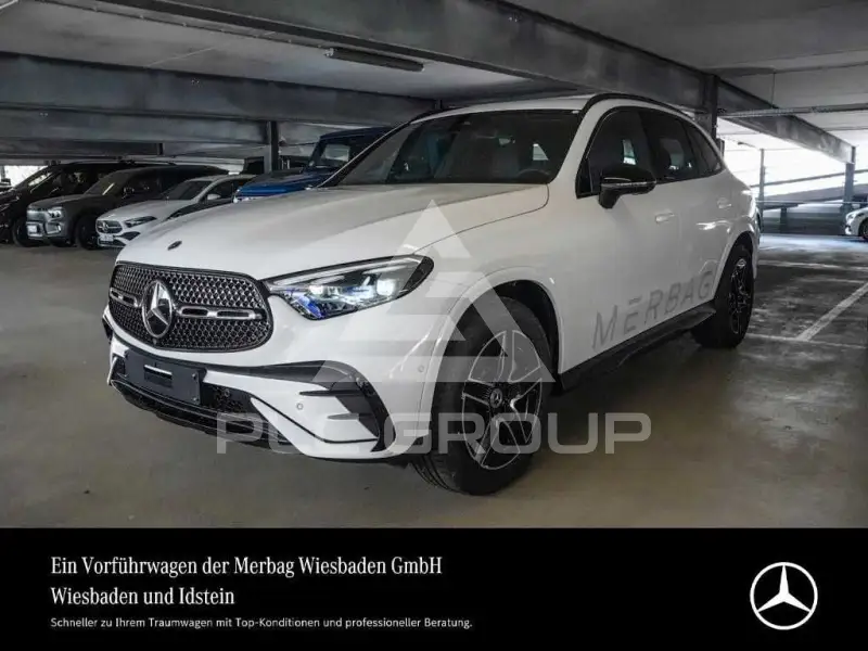 2026 Mercedes Benz GLC 220