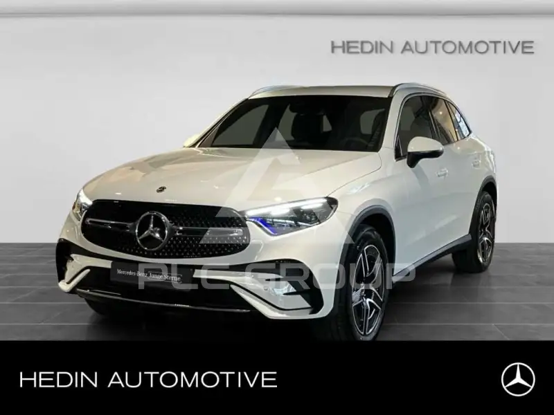2026 Mercedes Benz GLC 220