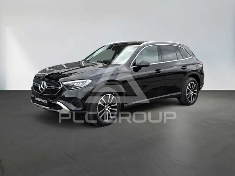 2026 Mercedes Benz GLC 220