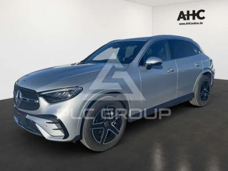 2026 Mercedes Benz GLC 220