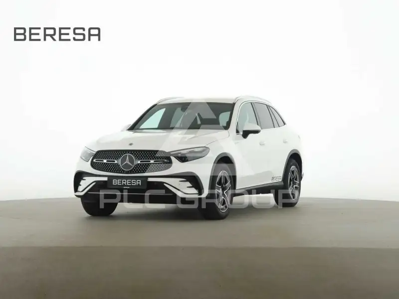 2026 Mercedes Benz GLC 220