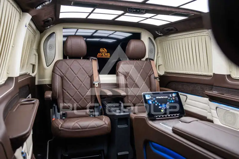 2026 Mercedes Benz V 300