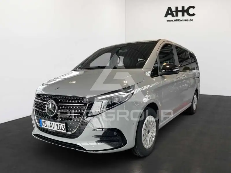 2026 Mercedes Benz V 300