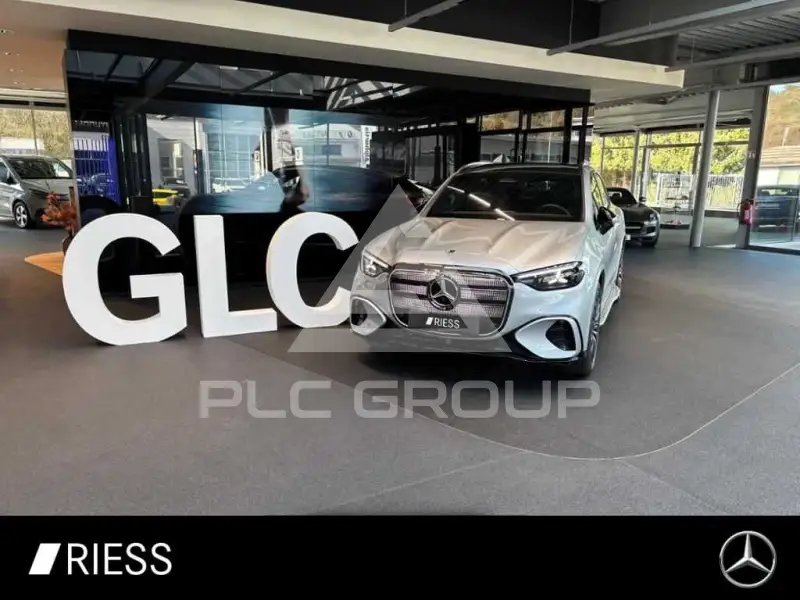 2026 Mercedes Benz GLC 400