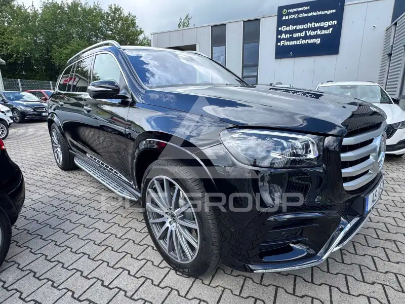 2026 Mercedes Benz GLS 580