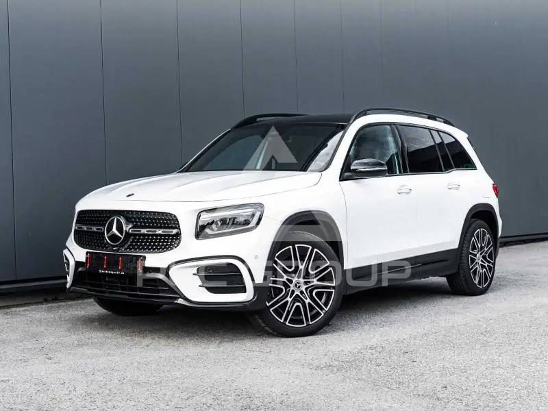 2026 Mercedes Benz GLB 220