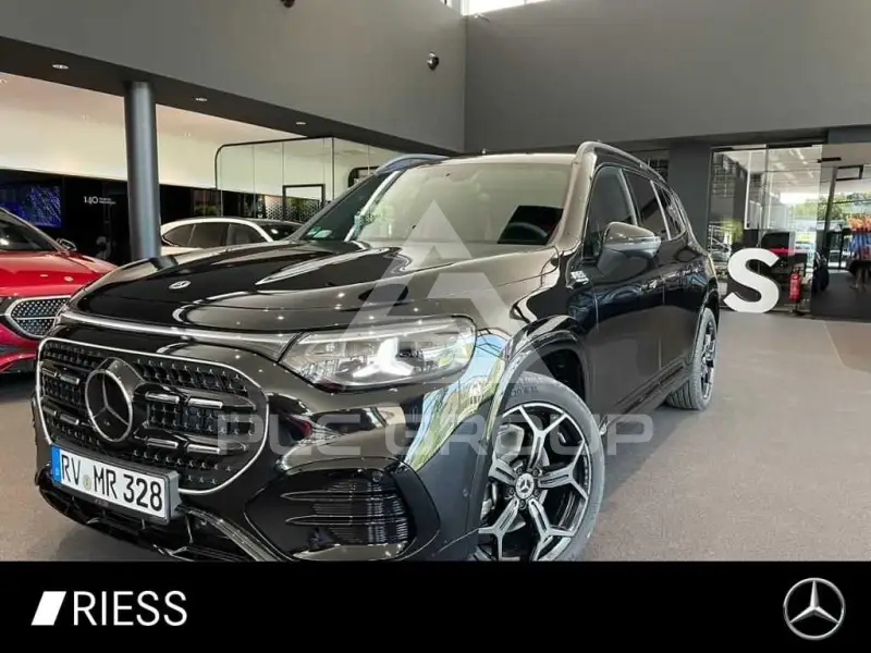 2026 Mercedes Benz GLB 220