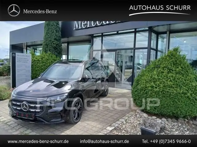 2026 Mercedes Benz GLB 220
