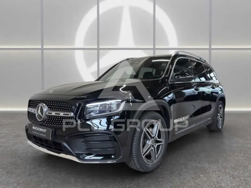 2026 Mercedes Benz GLB 220