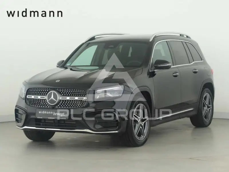 2026 Mercedes Benz GLB 220