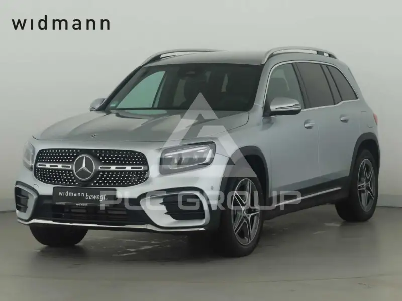 2026 Mercedes Benz GLB 220