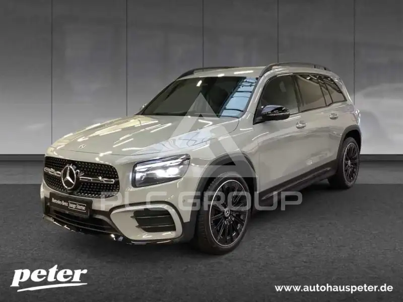 2026 Mercedes Benz GLB 220