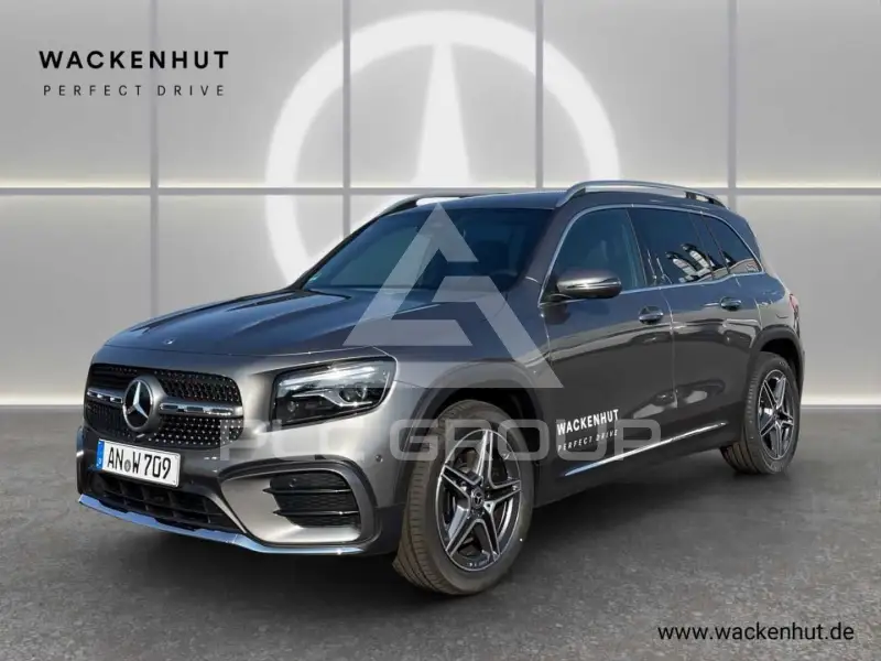 2026 Mercedes Benz GLB 220