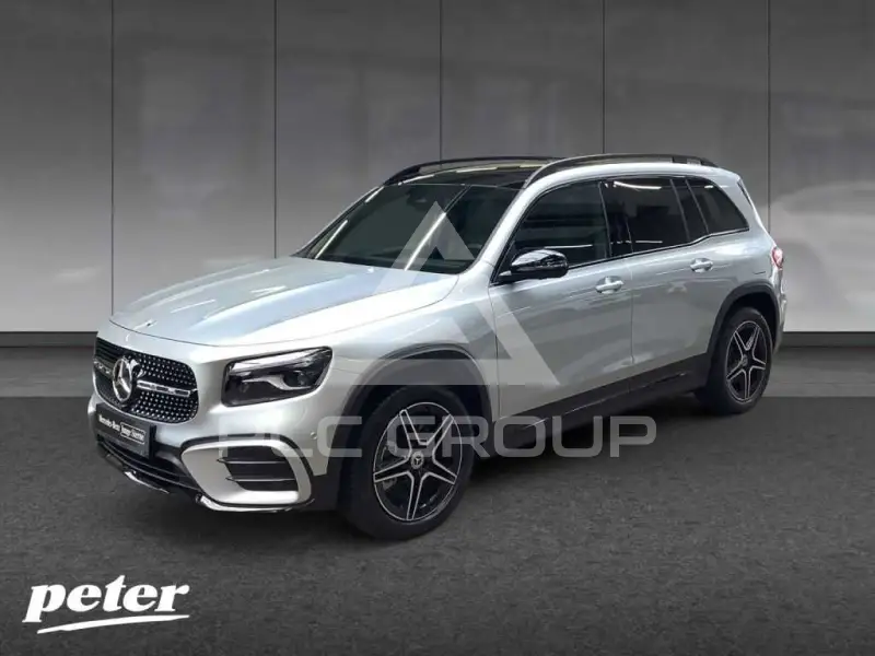 2026 Mercedes Benz GLB 220
