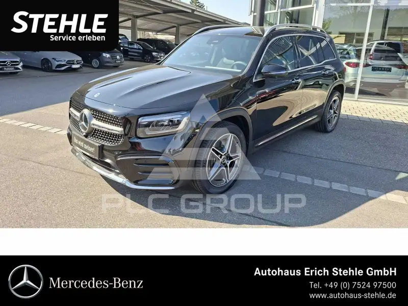 2026 Mercedes Benz GLB 220