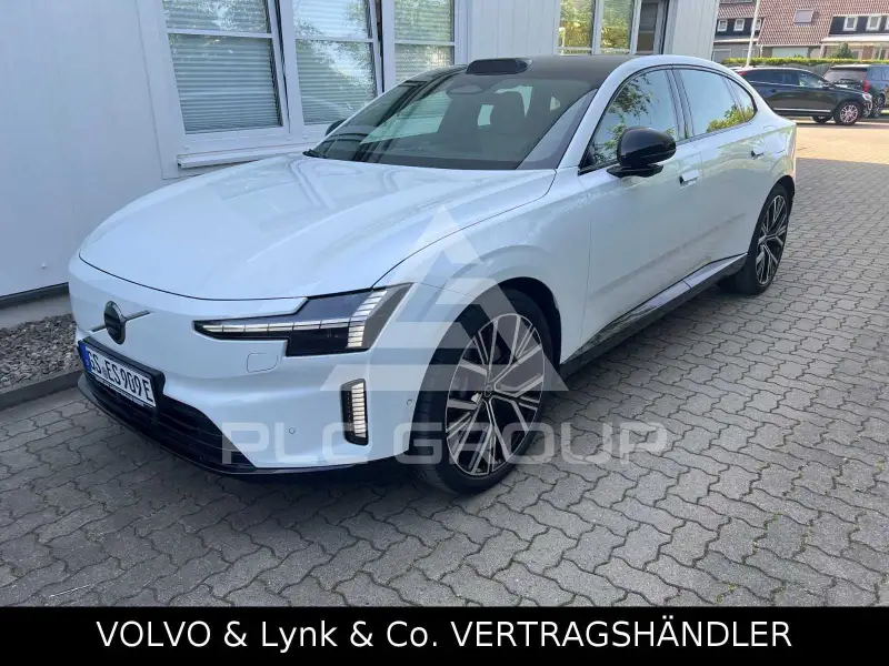 2026 Volvo S90