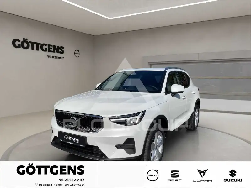 2026 Volvo XC40