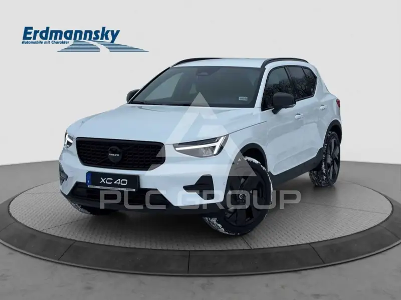 2026 Volvo XC40