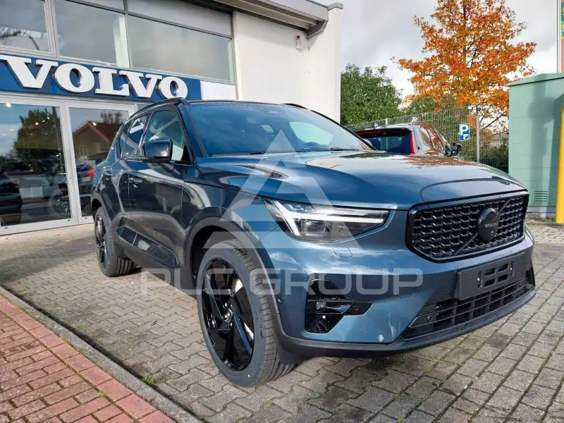 2026 Volvo XC40
