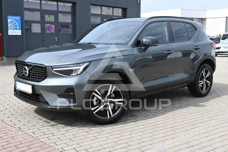 2026 Volvo XC40