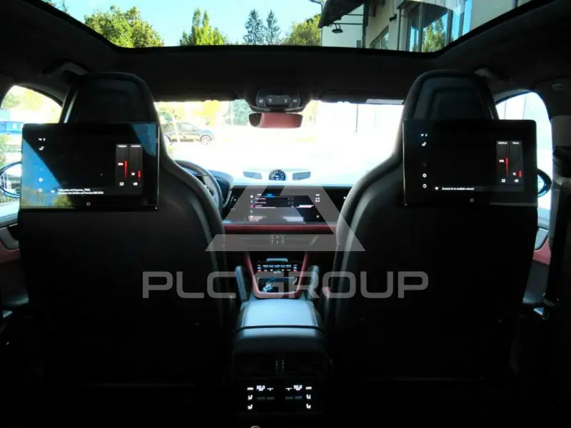 2026 Porsche Cayenne